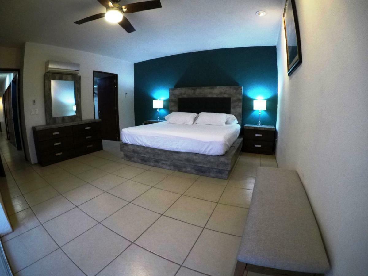 3 Bedroom Apartment at La Joya Hotel Zone Puerto Vallarta Buitenkant foto