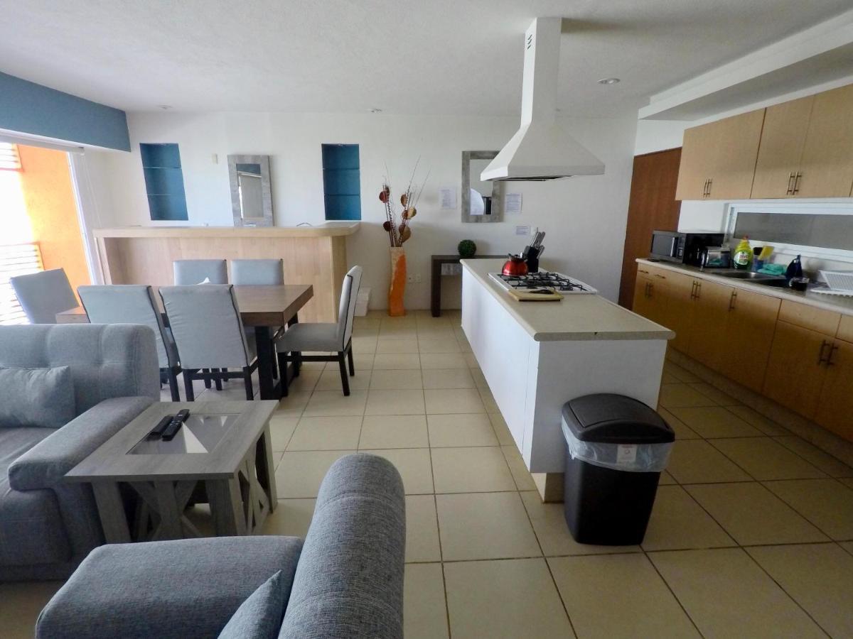 3 Bedroom Apartment at La Joya Hotel Zone Puerto Vallarta Buitenkant foto